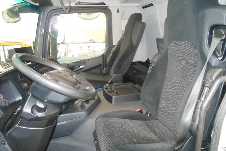 Mercedes Benz 1832 Arocs, ADR, Cisterna pro přepravu nafty + AD Blue