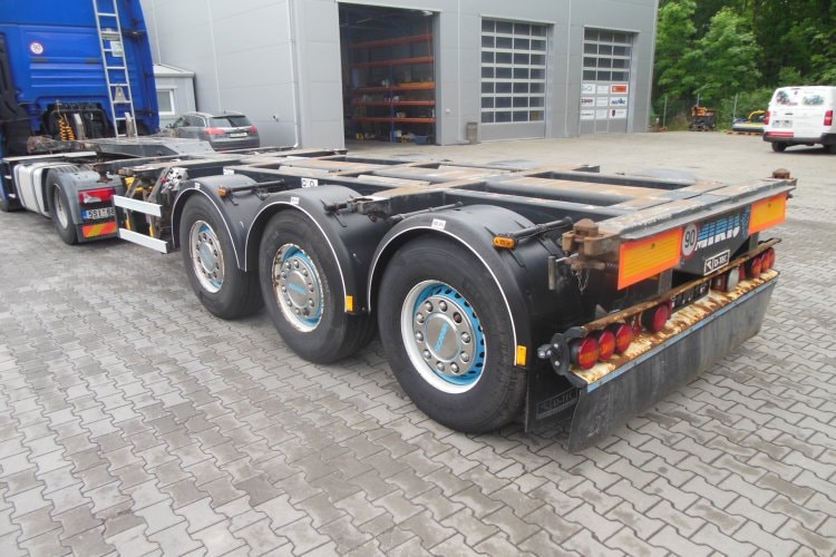 D-TEC, FLEXITRAILER, VCC-01, SAF, ZVEDACÍ NÁPRAVA