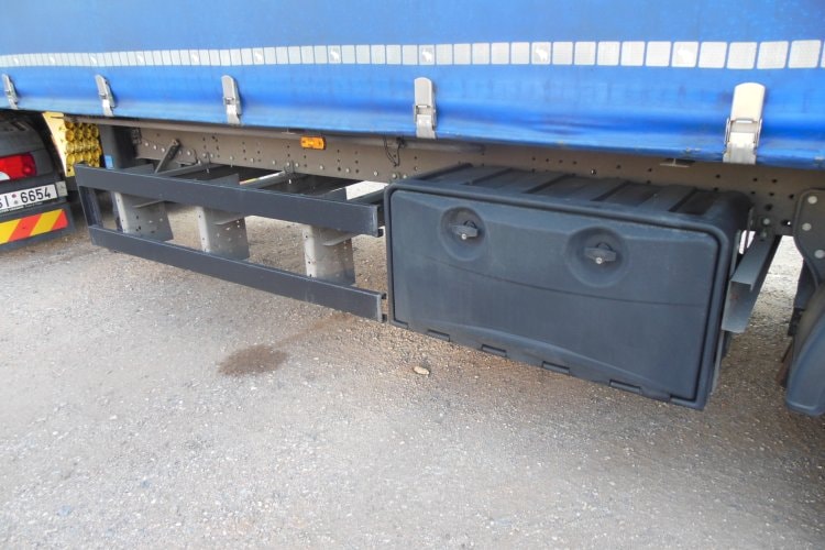 Schmitz SCS 24/L, Zvedací náprava