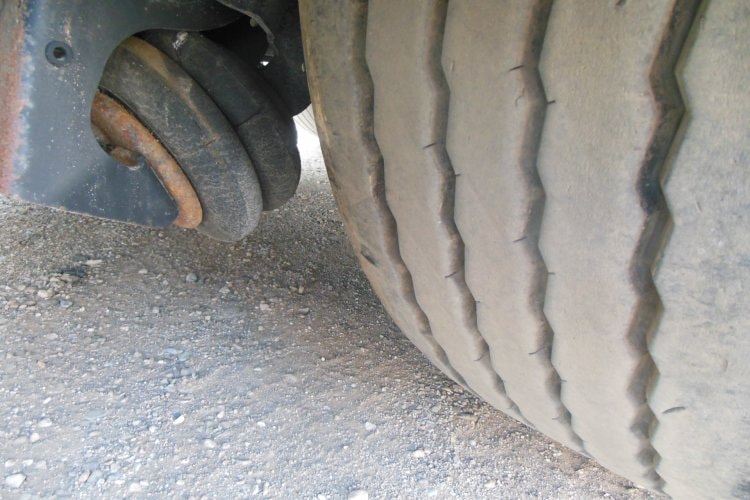 Schmitz SCS 24/L, Zvedací náprava