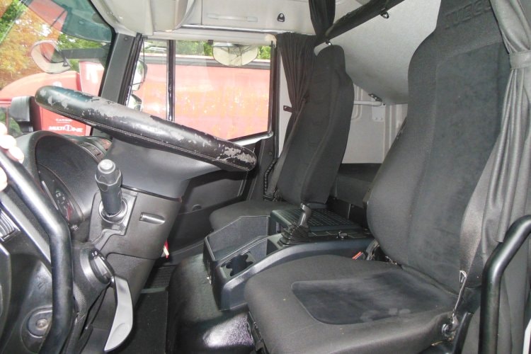 Iveco EuroCargo 180E32, Valník 9,3 m - 23 Palet