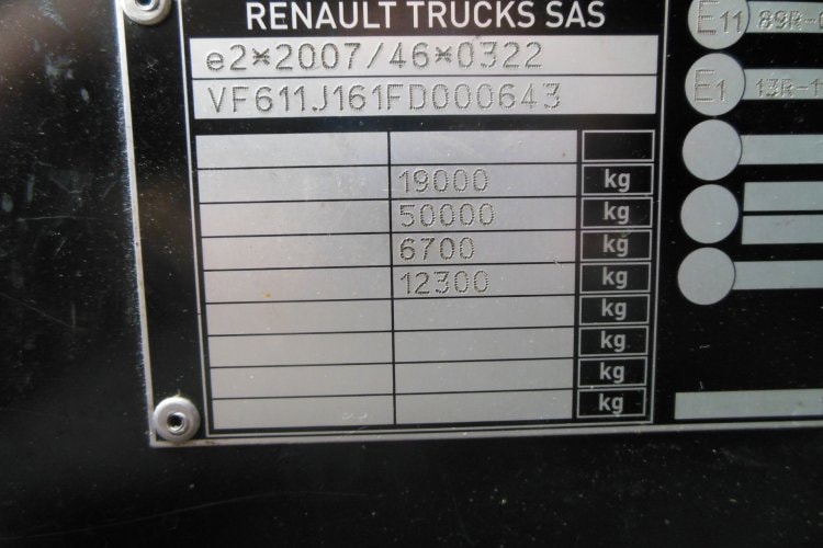 Renault T460, Skříň na transport oblečení