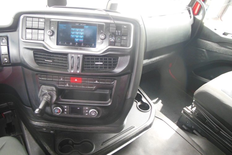 Iveco S-WAY 510, Hydraulika, Retarder, Nezávislá klima, ALU disky, Tacho GEN 2