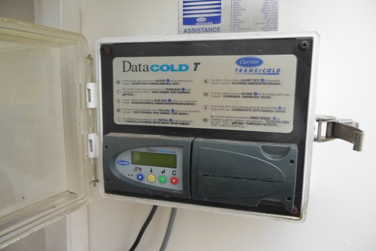 Lamberet LVFS 3, Carrier Vector 1350, SAF, Zvedací náprava