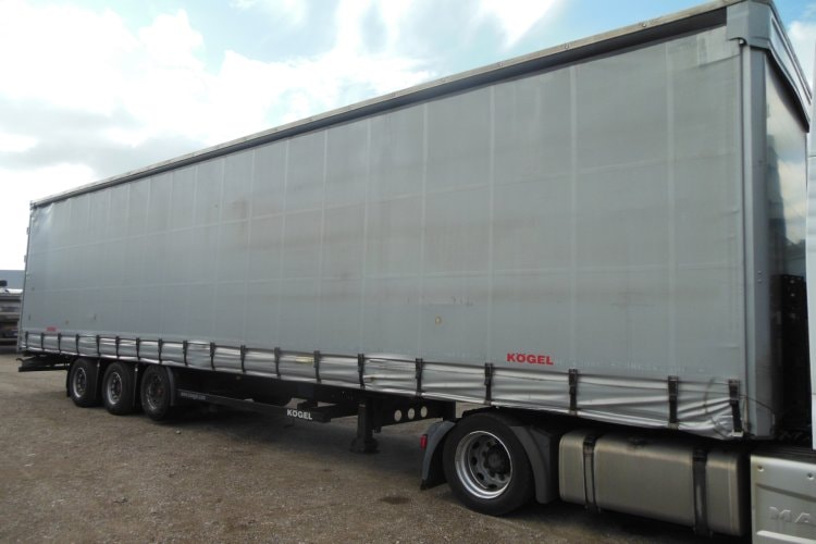 Kögel SN 24, LowDeck, Zvedací náprava