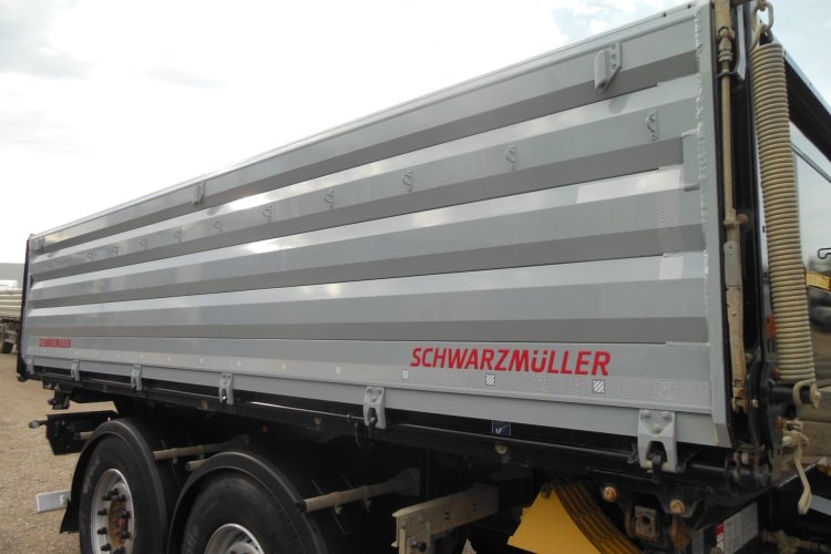 Schwarzmüller Z2, Zvedací náprava, Málo používaný
