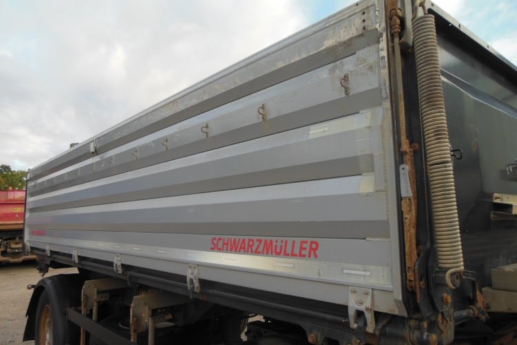 Schwarzmüller KIA 2/E