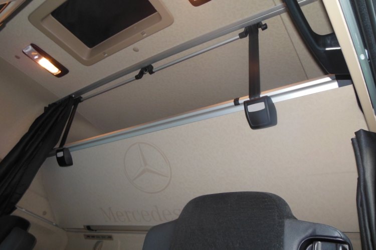 Mercedes Benz Actros 1848, Gigaspace, Standart