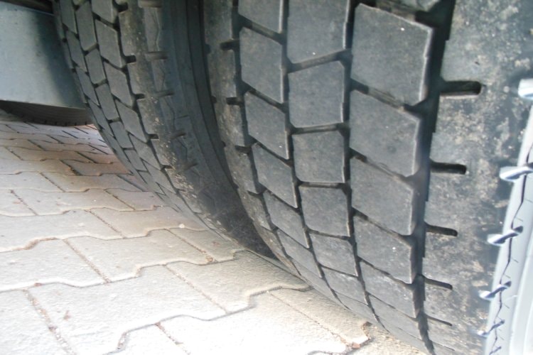 Mercedes Benz Actros 1848, Gigaspace, Standart