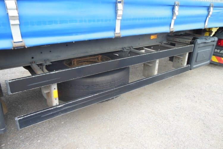 Schmitz SCS 24/L, Zvedací náprava