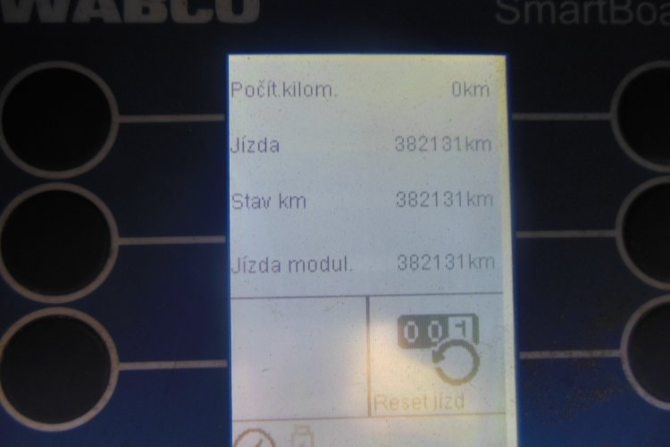 Schmitz SCB, LowDeck, Roztahovací zadní sloupky