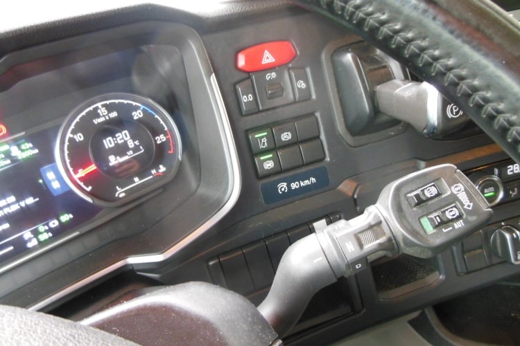 Scania R450, Retardér, Hydraulika, Alu disky, Komplet na vzduchu