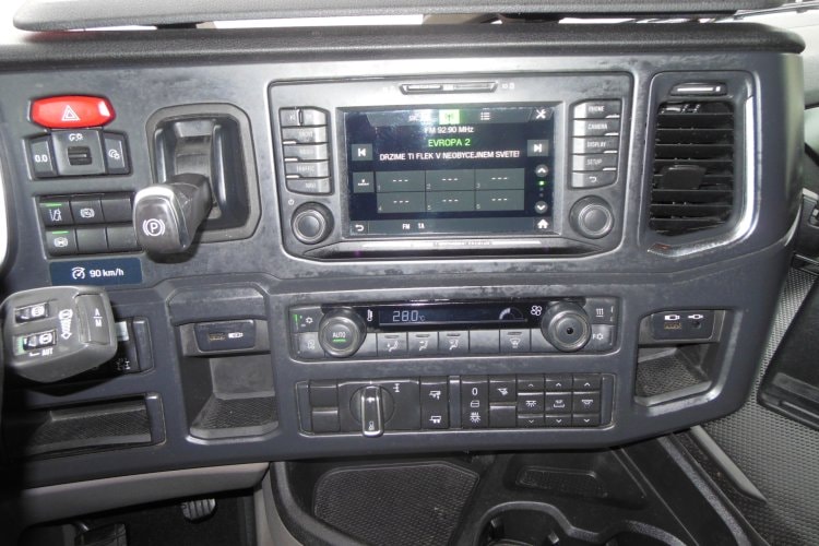 Scania R450, Retardér, Hydraulika, Alu disky, Komplet na vzduchu