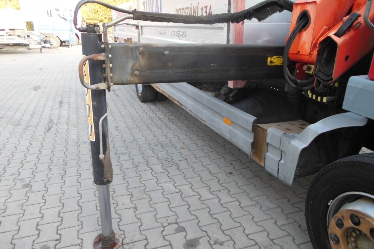 Mercedes Benz 1218, Ruka Palfinger PKK 8500 A