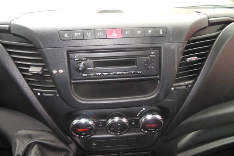 Iveco Daily 35S17, Závěs, 10Palet