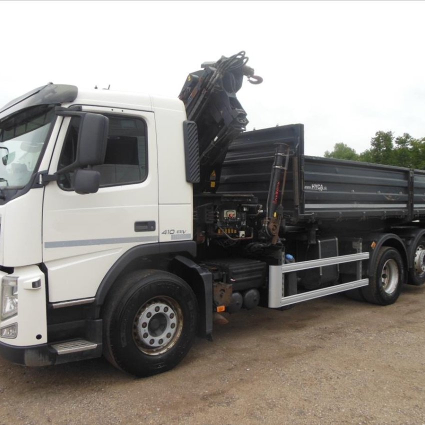 Volvo FM 410, 6x2, sklápěč S3, Hiab 211