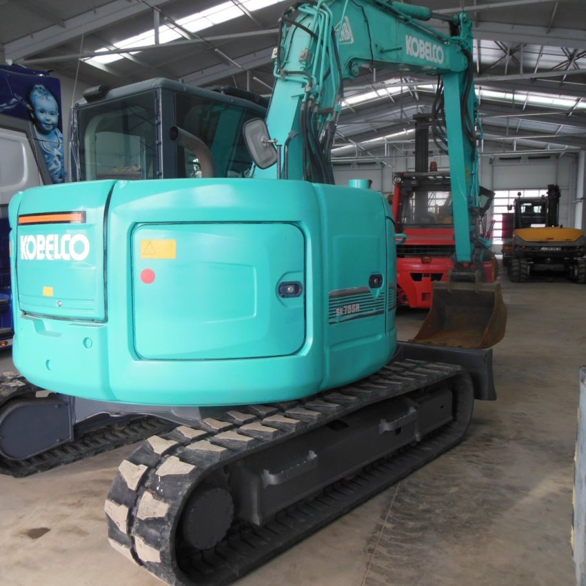 KOBELCO SK 75 SR - 3E