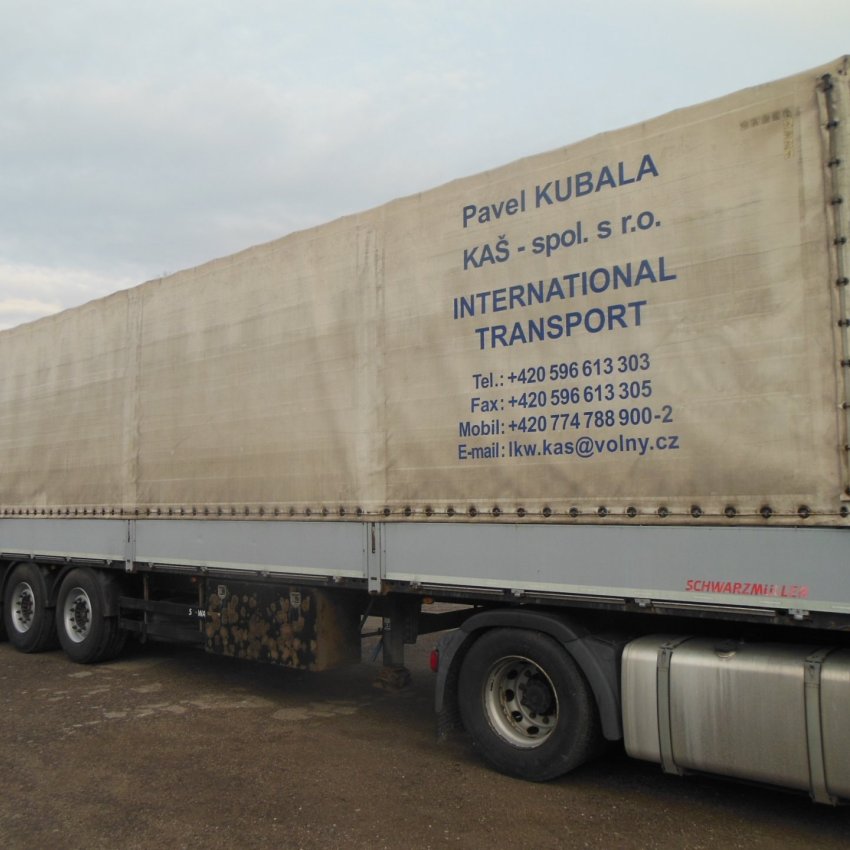 Schwarzmüller SPA 3/E, SAF, Bočnice, Shrnovačka, Zvedací náprava